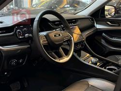 جیپ گراند شیرۆکی